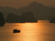 Thăm quan Vịnh Hạ Long (Tuyến 2: 6 tiếng) Buổi chiều