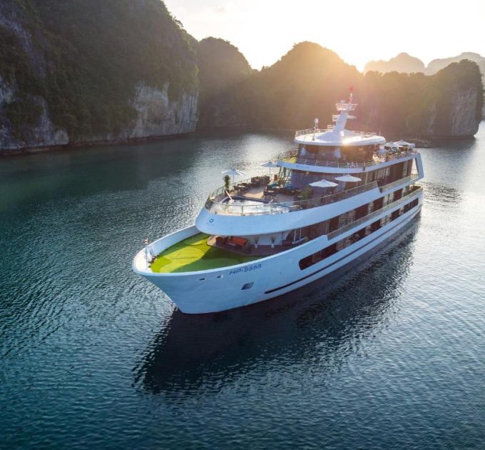 Du Thuyền Stellar Of The Seas
